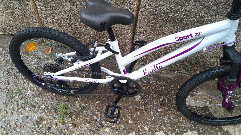 Bicicletă mtb copii ( fetiță 6-9 ani ) Exalta, 20 Inch, suspensie, 6 viteze