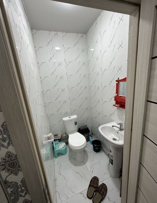 Yashnabod olmos mahalla 3/11/16 srochna sotiladi