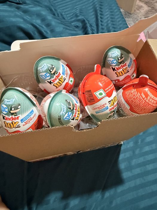 Kinder joy DC 24 штуки оригинал