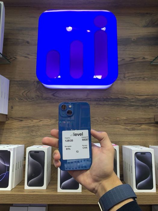 Iphone 13 naqt va halol nasiya savdoga sotiladi