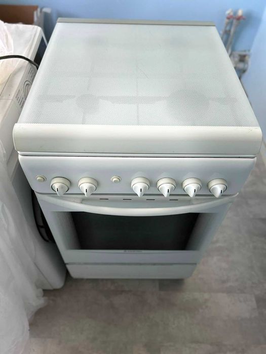 Газовая плита Ariston