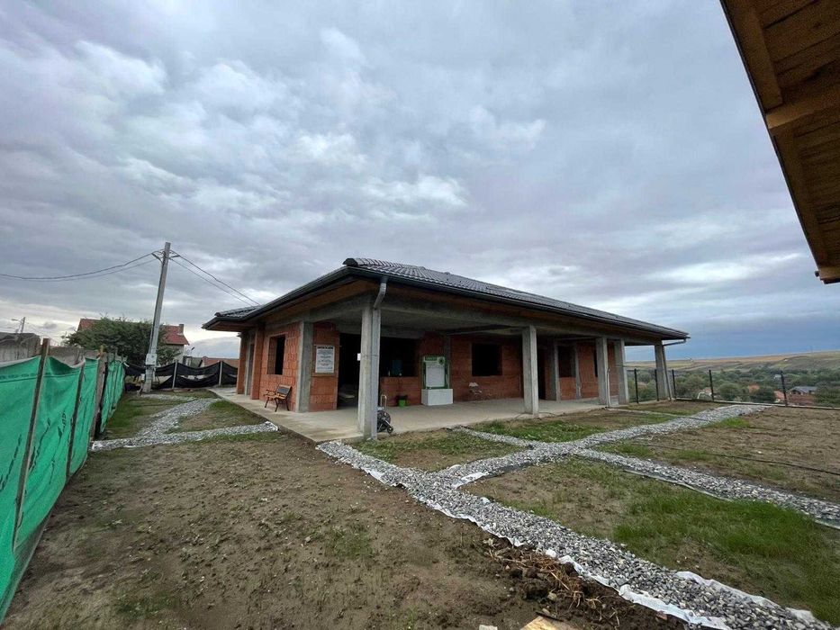 Casa constructie noua la rosu+teren ST:1800 mp*Pestisu Mare-Deva-Hunedoara !