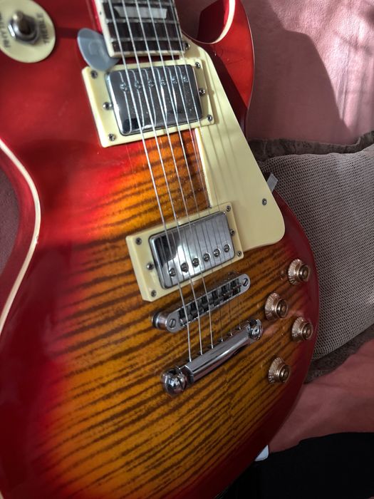 Электрогитара Aileen Les Paul