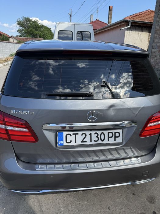 Mercedes B200d OM651
