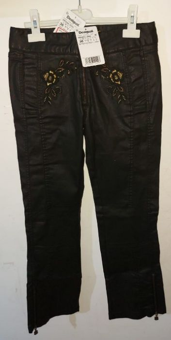 Pantaloni Desigual
