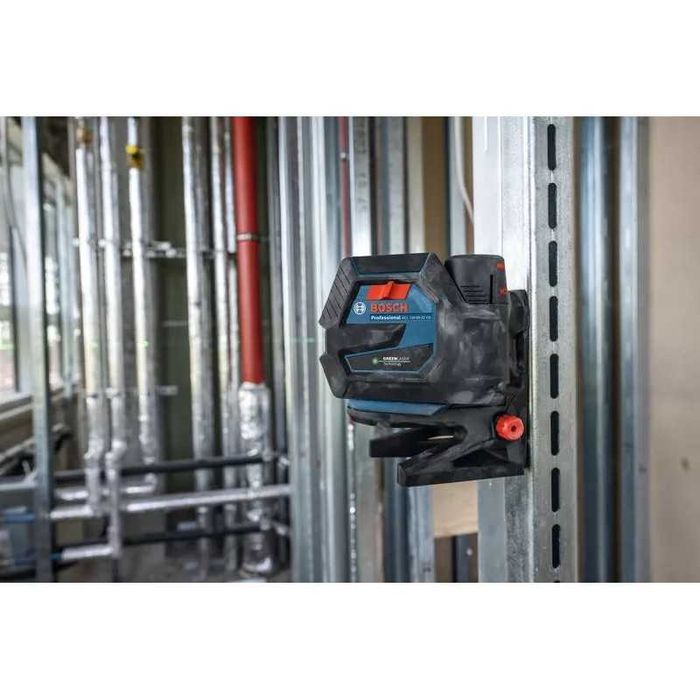 Лазерен нивелир линеен и точков BOSCH GCL 12V-50-22 CG