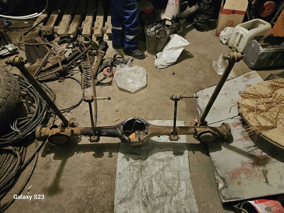 Запчасти на ВАЗ 2121