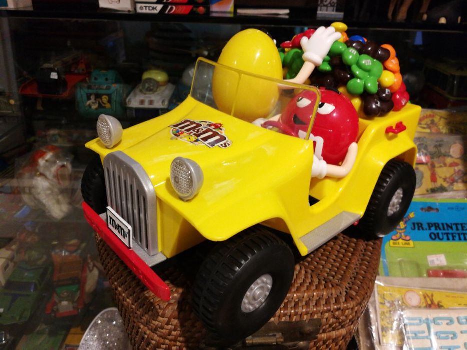 Коллекционная машина M&M’S