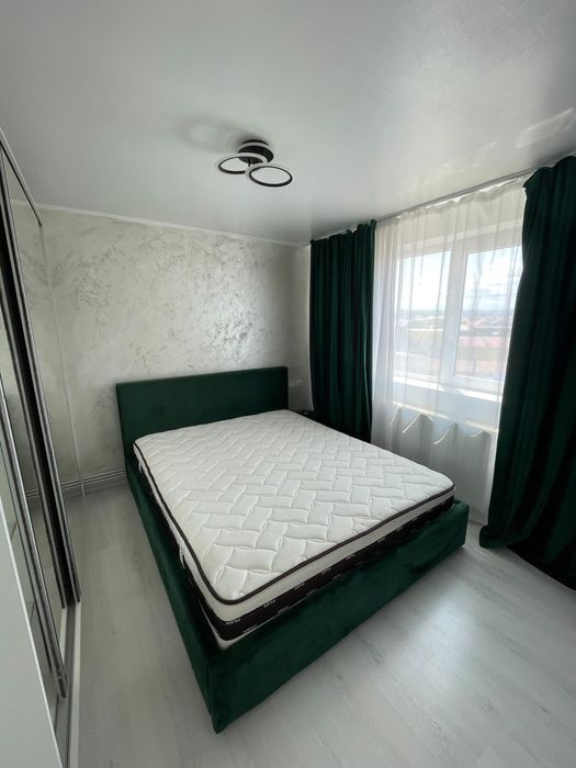 Apartament oferit spre inchiriere….whatsapp