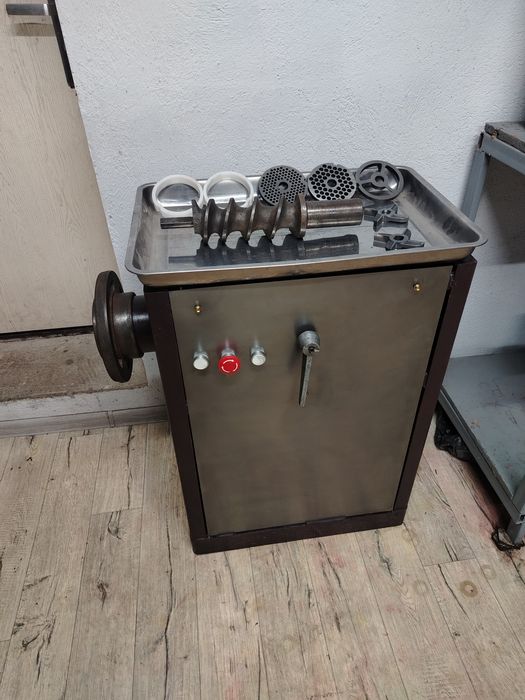 Мясорубка мим-500 ссср м-105 Мясарубка советский волчок