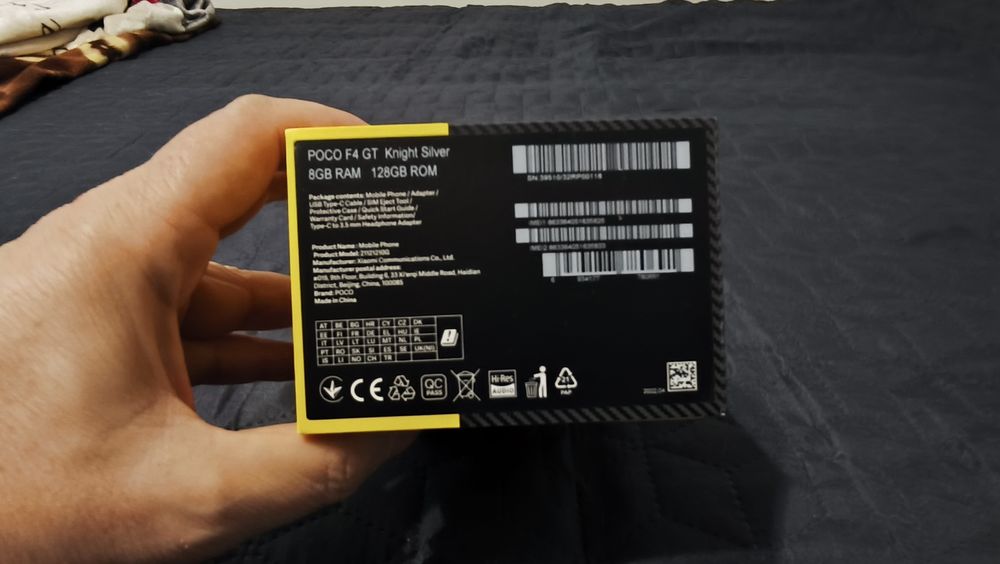 Xiaomi Poco F4 GT Knight silver