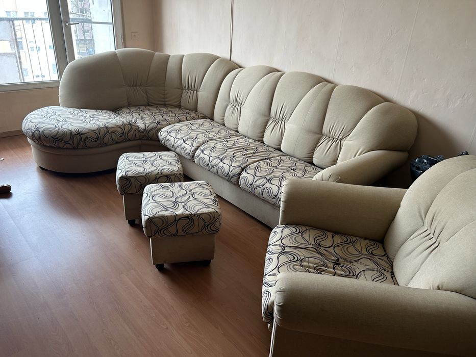 Продавам холова гарнитура