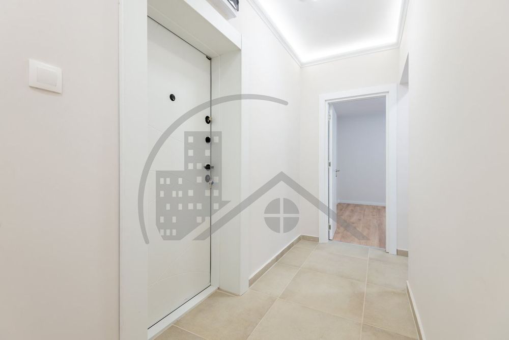 Продава се Тристаен апартамент в Варна, Спортна зала - 85 кв.м за 1590 €/кв.м - Снимка #10