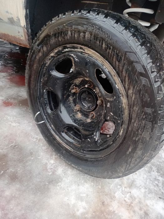 Продам диски на ниву с вылетом