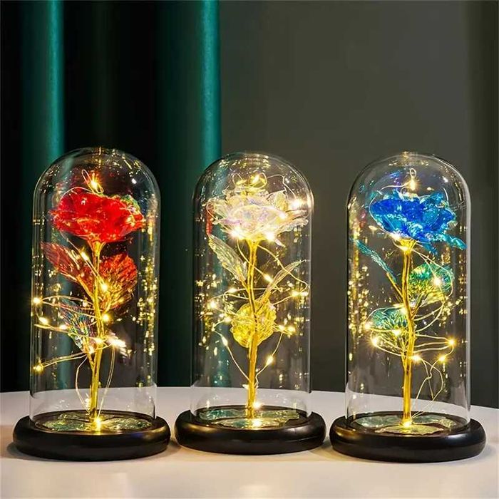 Вечна роза в стъкленица с LED лампички, уникален и романтичен подарък