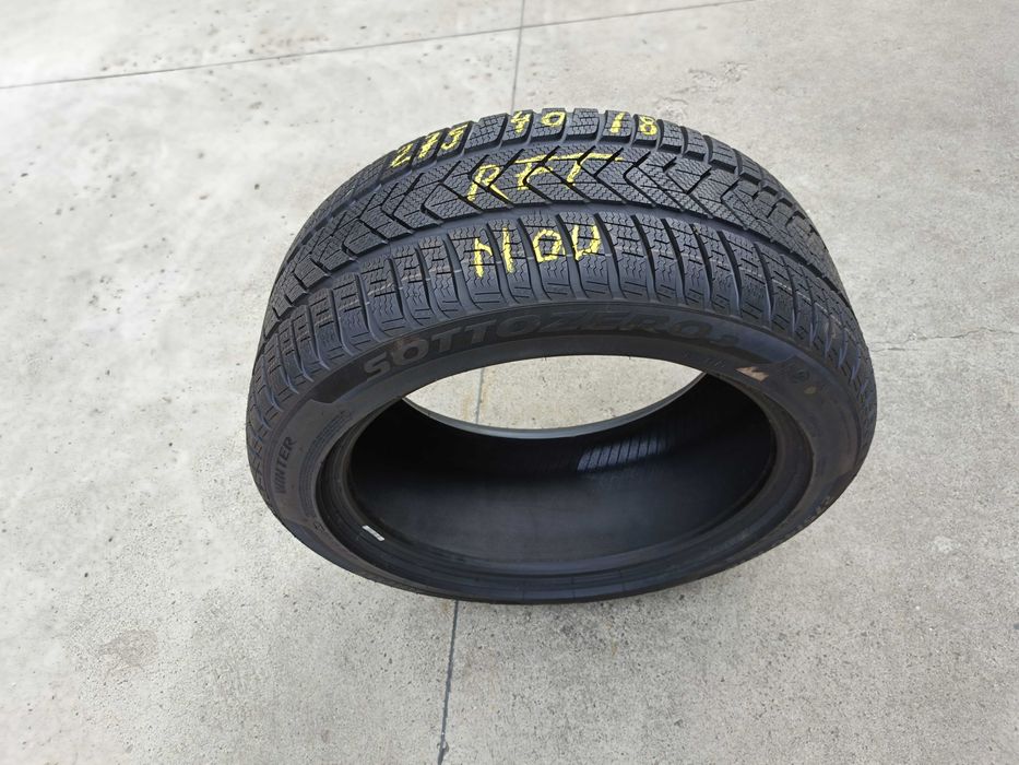 O anvelopa noua de iarna 275 40 18 pirelli sottozero 3 run flat