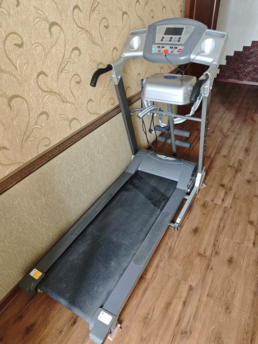 Беговая дорожка с автоподьемом