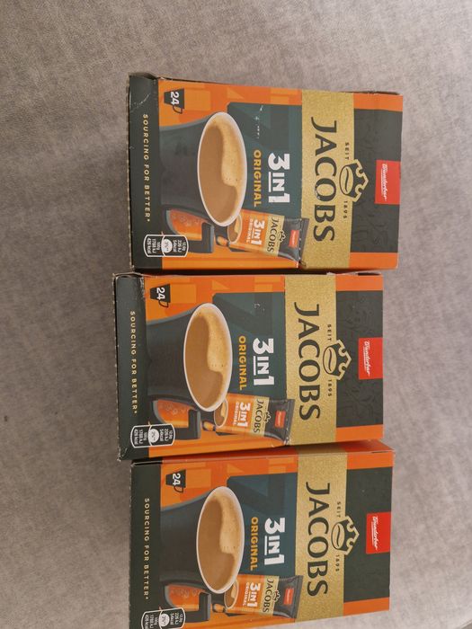 Set  Cafea Jacobs instant 3 în 1 caramel 24 plicuri