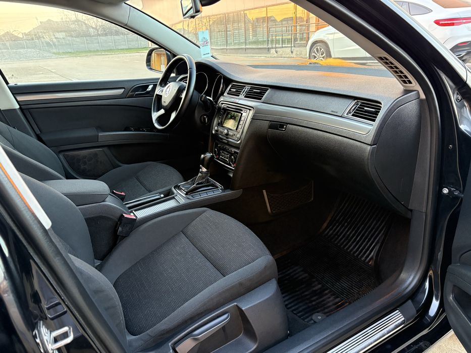 Skoda Superb Facelift An 2015/06 2,0d DSG