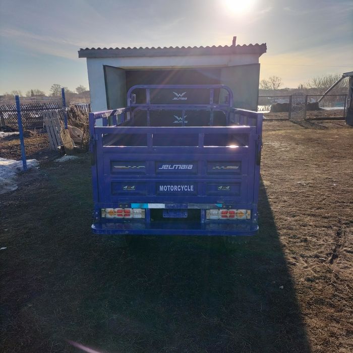 Продам бензиновый трицикл