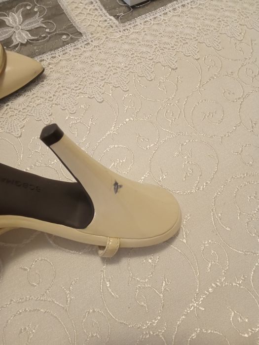 Обувки- оригинални на Zara