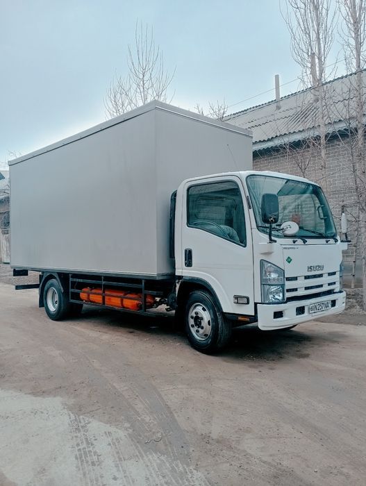 Isuzu sotiladi 2012- yil snj