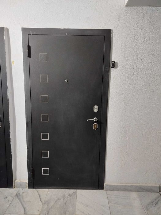 Продаётся мансарда.Партьезд