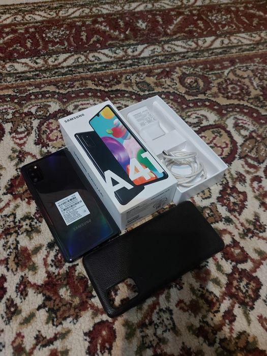 Samsung galaxy A41 64 гб полный комплект