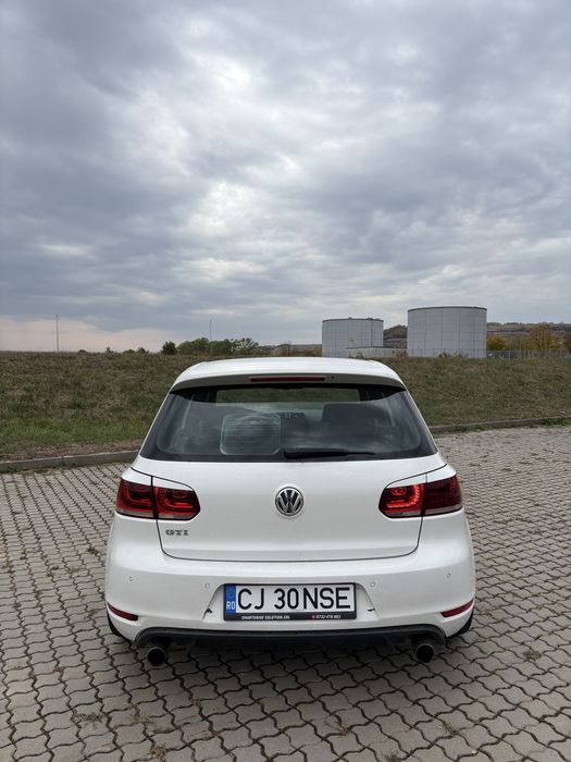 VOLKSWAGEN Golf 2012 — imagine 5