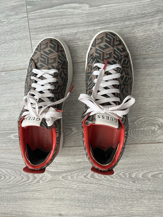 Adidasi Guess 38