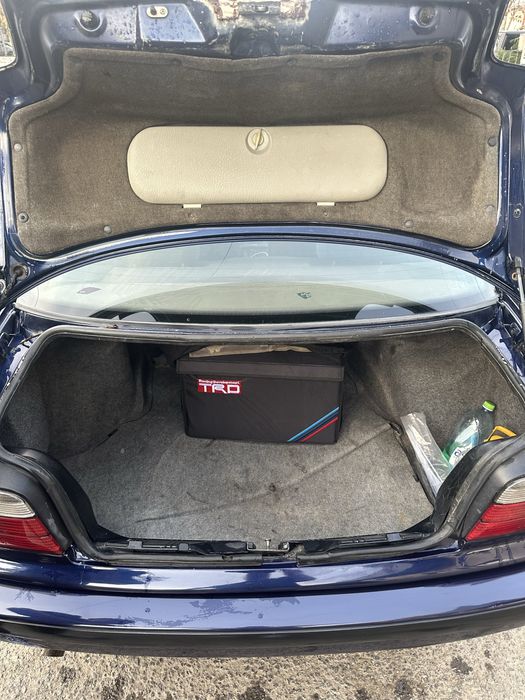 Продам BMW 3 серии 1991