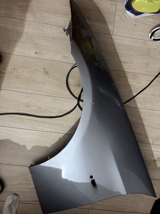 Aripa stanga BMW e90 gri