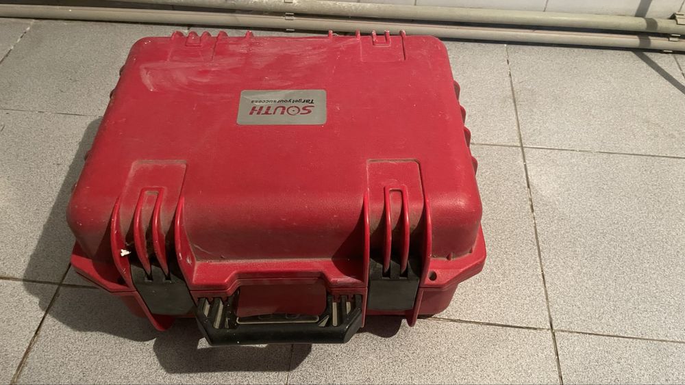 ТахеометрSouthNTS