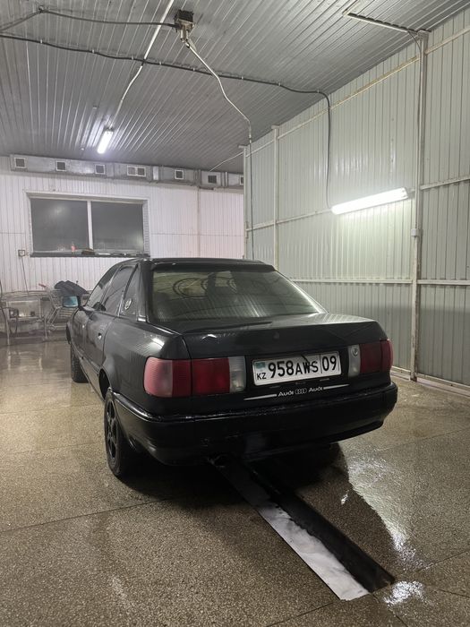 В пррдаже Ауди 80 Б4