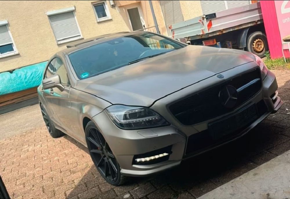 Mercedes CLS500 на части