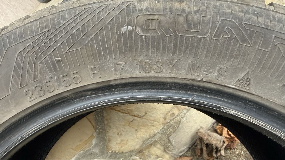 Гуми vredestein 235/55/17