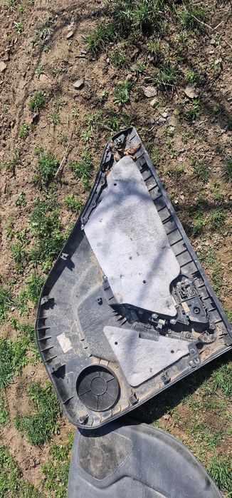 Обшивка дверей киа серато