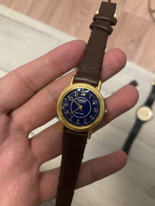 Часы на запчасти