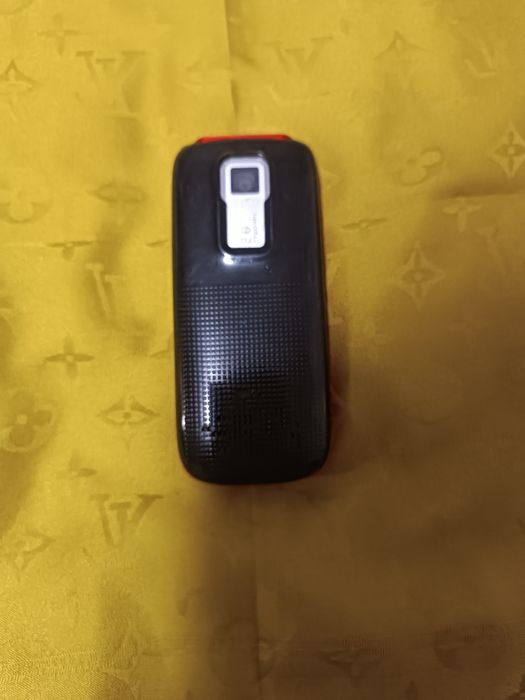 Assalom alekum Telefon Sotiladi Original Nokia 5130 Express Music