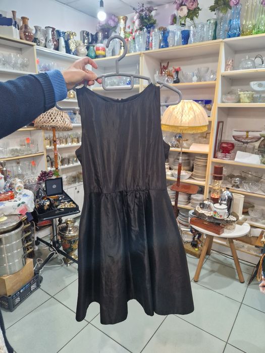 Продам женские пиджаки