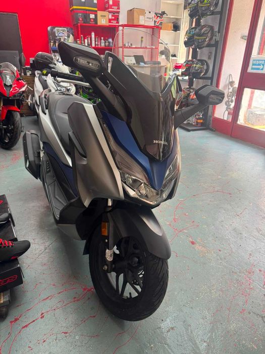Honda Forza 125cc 2018 - GARANTIE-