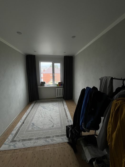 продам 3-ех комнатную квартиру