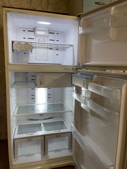 Холодильник сенсорный