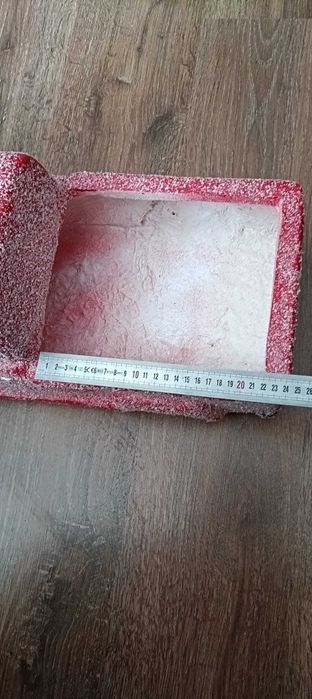 Mașină decorativă de Crăciun din fibră de sticlă – 56×26×26 cm