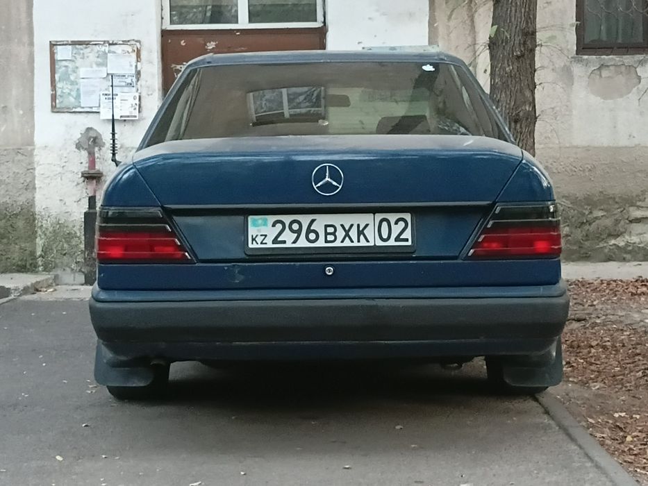 Продам мерседес 124