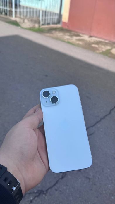 Айфон 15 в отличном состоянии