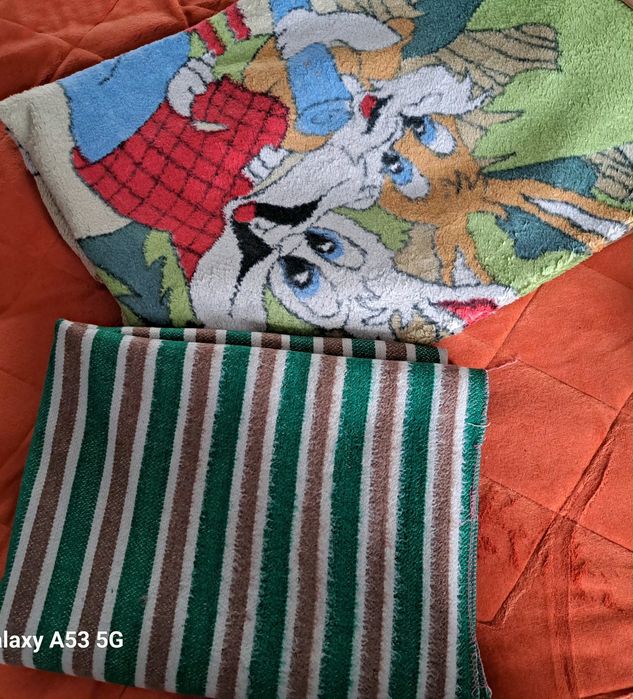 Продам одеяла б/у