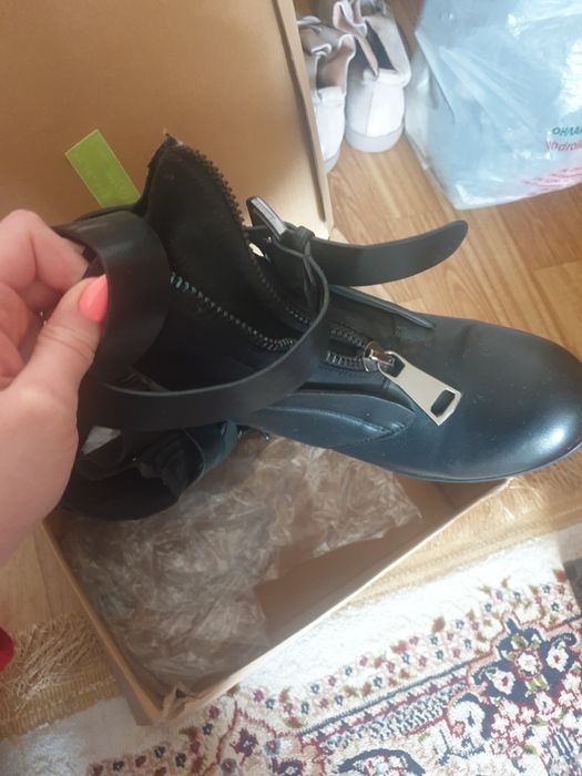 Продам весенные сапожки