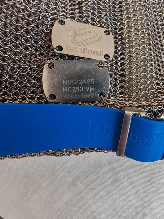 Метална ръкавица