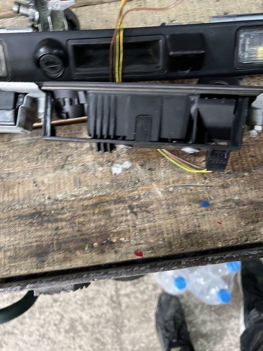 Конзола за багажник с камера плафон Audi A8 S5 A5 A6 4f 4e0827574